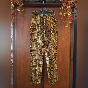 Deadly Dames by Micheline Pitt cigarette pants. Size S
